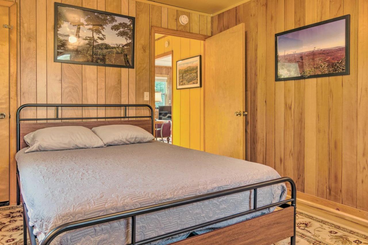 Peaceful Spruce Pine Cabin On 8 Acres With 2 Decks! Экстерьер фото