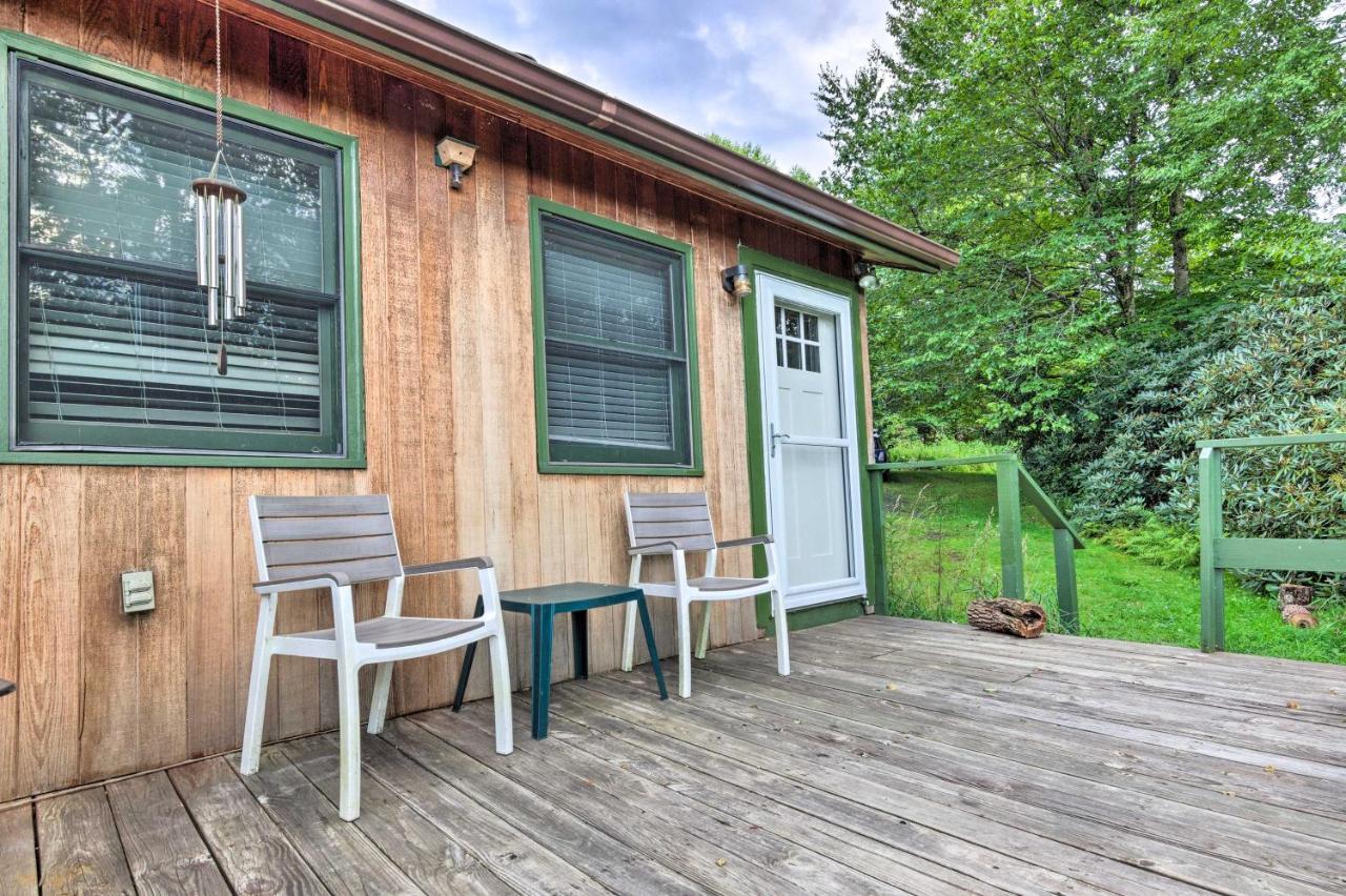 Peaceful Spruce Pine Cabin On 8 Acres With 2 Decks! Экстерьер фото